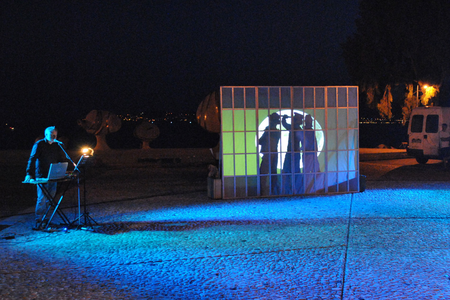 Θεατρικό εργαστήρι του ΔΗΠΕΘΕ Βόλου “Γύρω από τη Σελήνη”