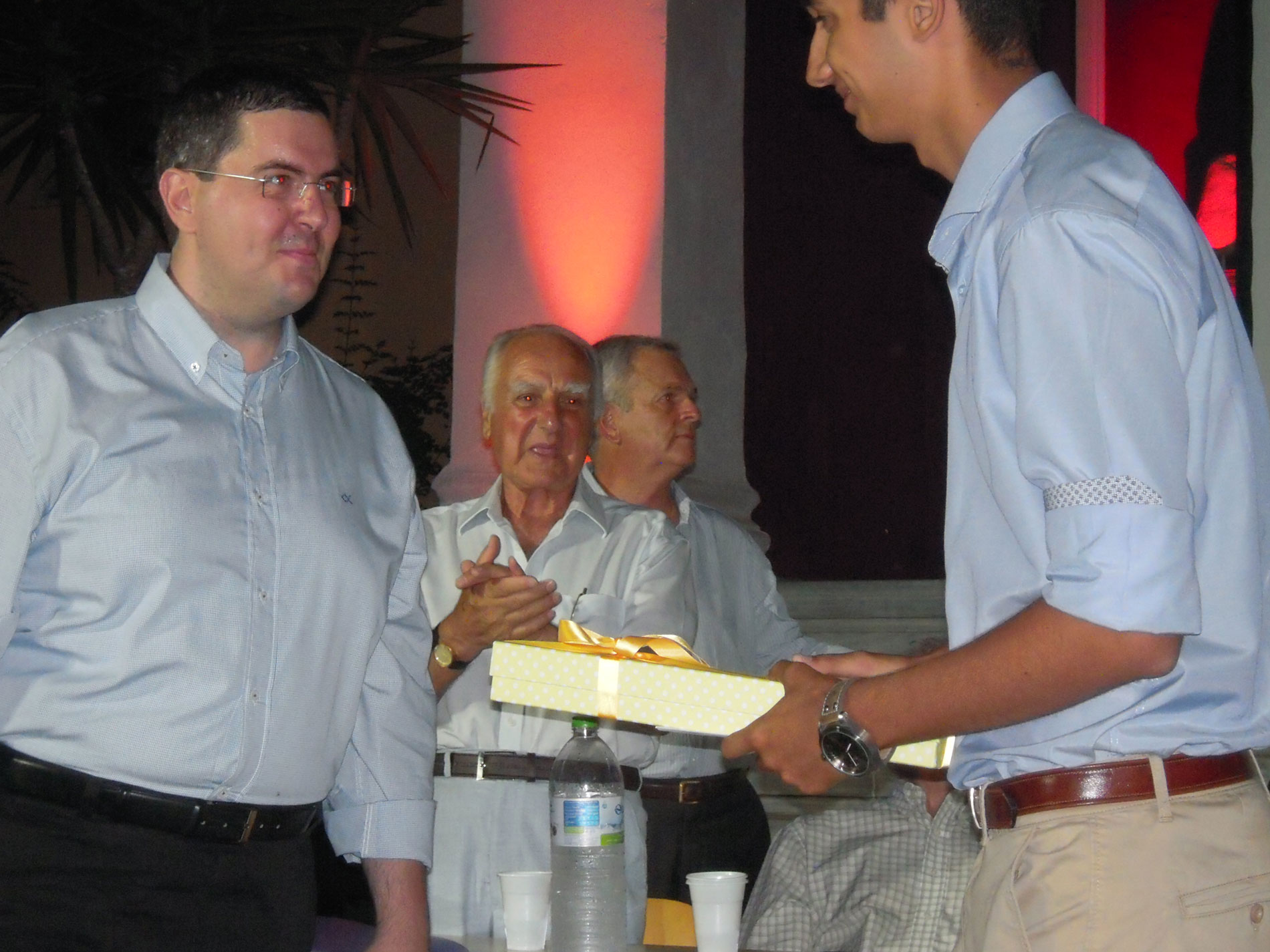 Ετήσια βράβευση αριστούχου μαθητή