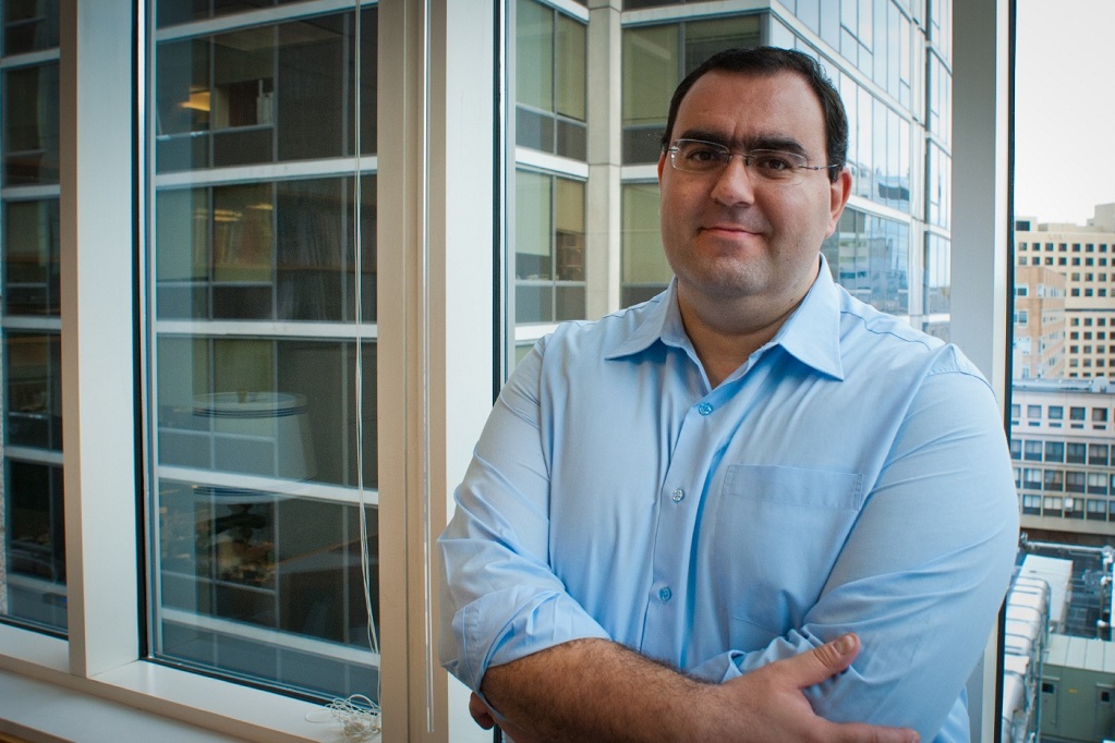 Βραβεύει τρεις μαθητές ο Δημήτρης Ηλιόπουλος