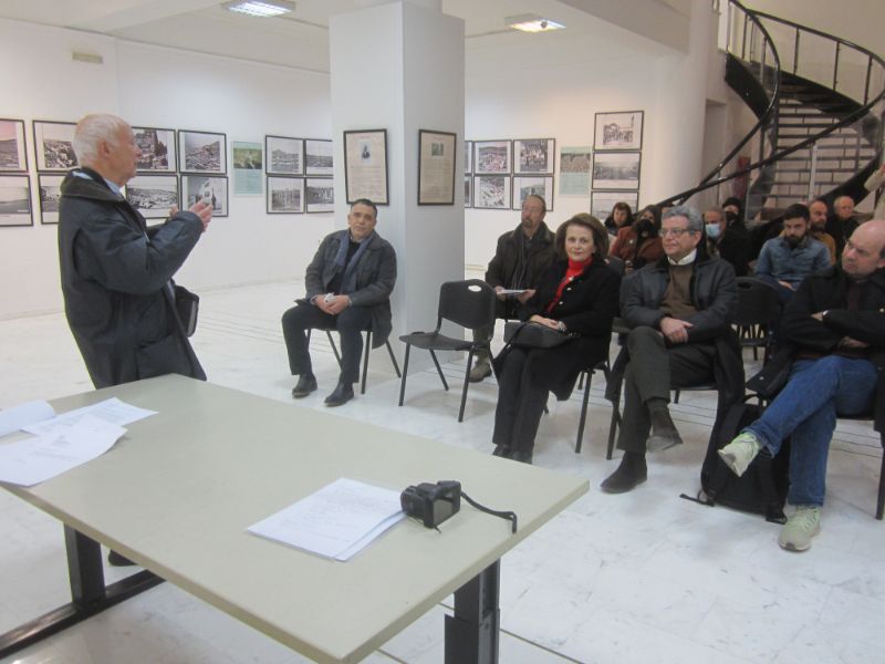 2023 KOINON έναρξη ΕΚΘΕΣΗΣ ΦΩΤΟ 15.2.2023 Στάθης παρουσίαση προς κοινό IMG 0234